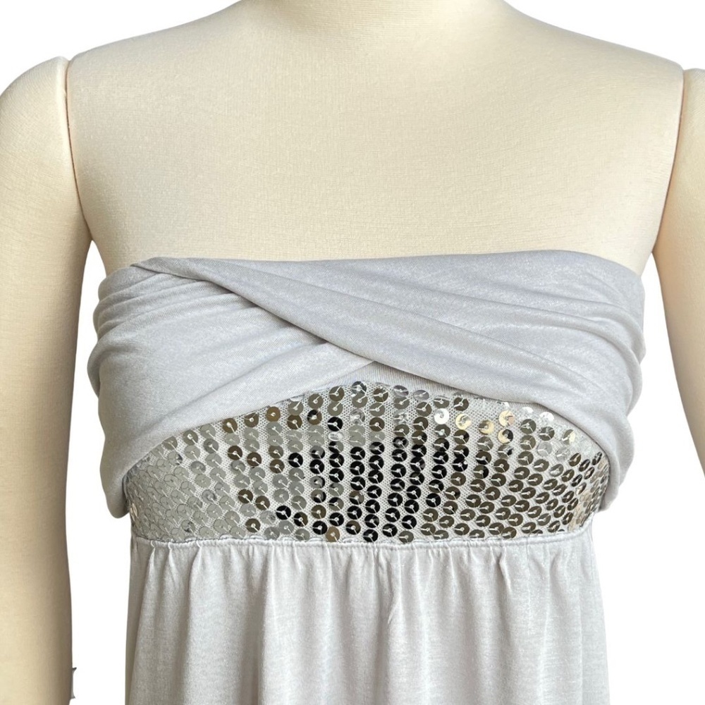 Express Silver Strapless Bandeau Top With Sequin Detail And Empire Waist Sz M - Picture 2 of 7